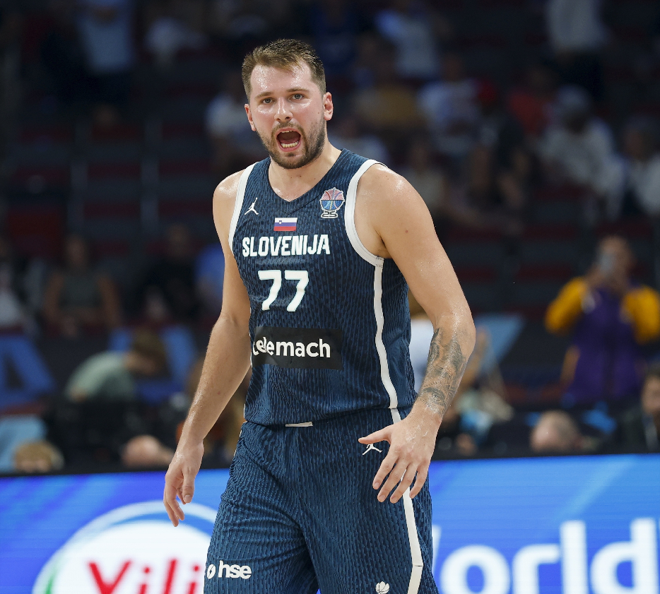 这也行？亚特兰大冲刺阶段绝杀压哨芝加哥公牛围绕法国杯篮板制胜，东契奇在TL比赛中惊艳表现的简单介绍