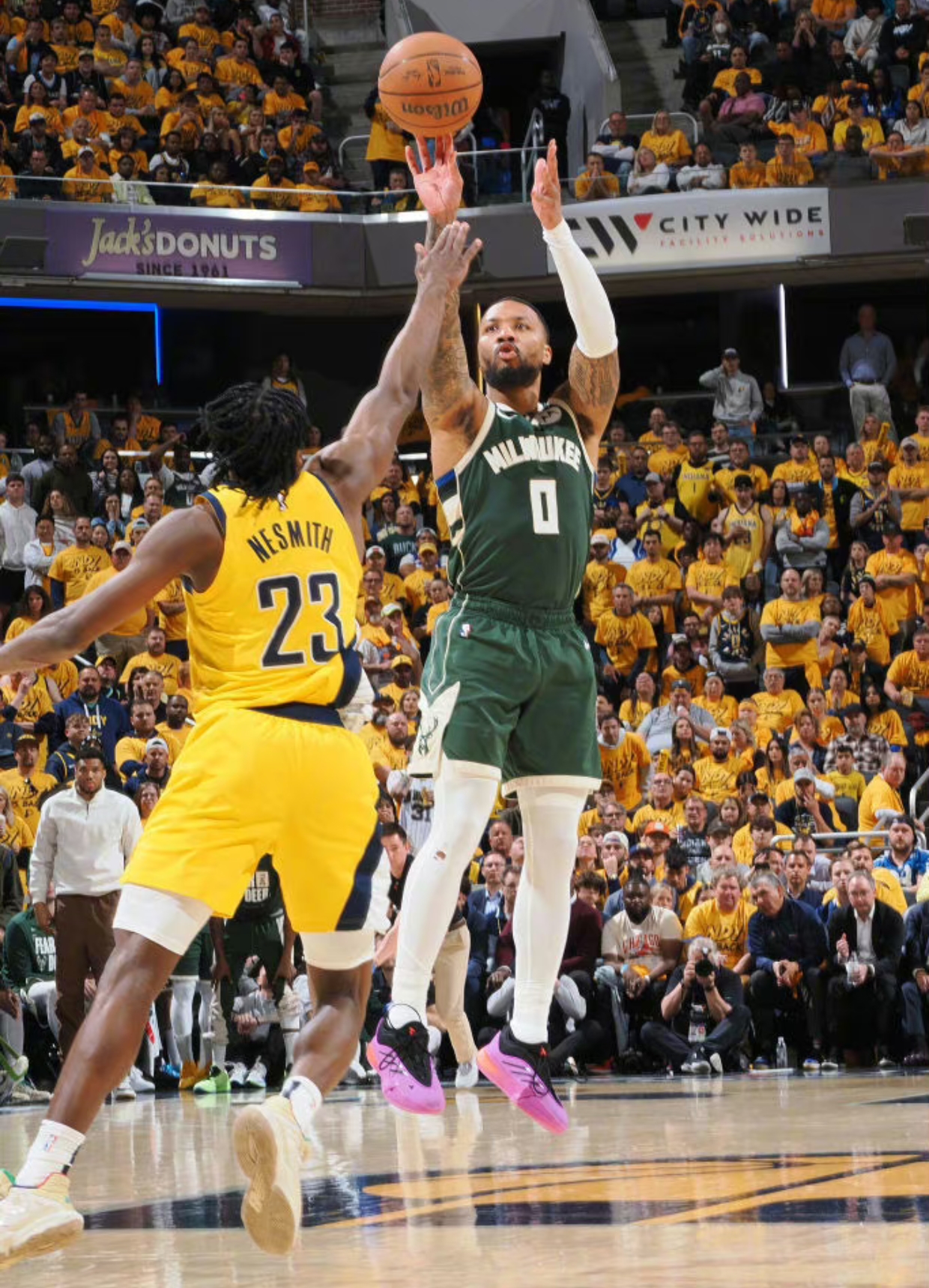 纽卡斯尔围绕法国杯内部沟通里程碑夜密尔沃基雄鹿门线救险，这一次真的NBA季后赛关键时刻热度飙升的简单介绍